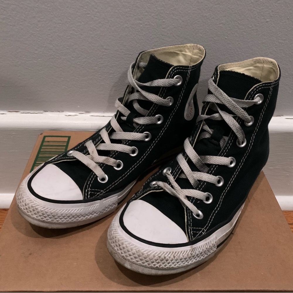 Black high top converse